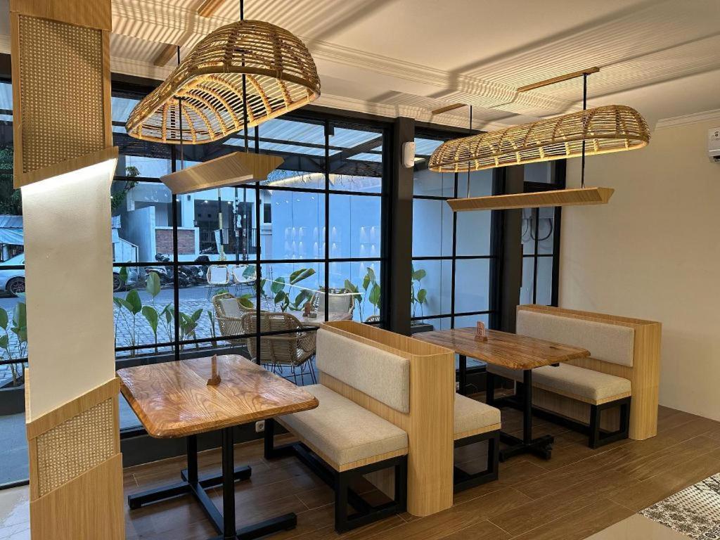 Masri Living By Daphna International Hotel Jogjakarta Buitenkant foto