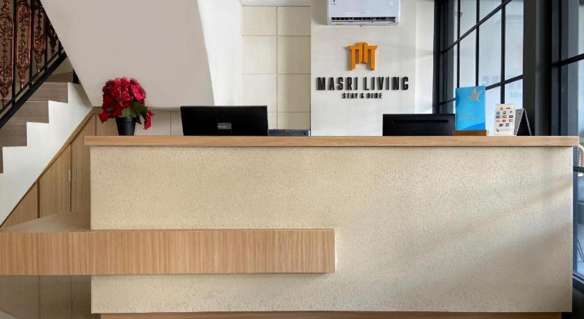 Masri Living By Daphna International Hotel Jogjakarta Buitenkant foto